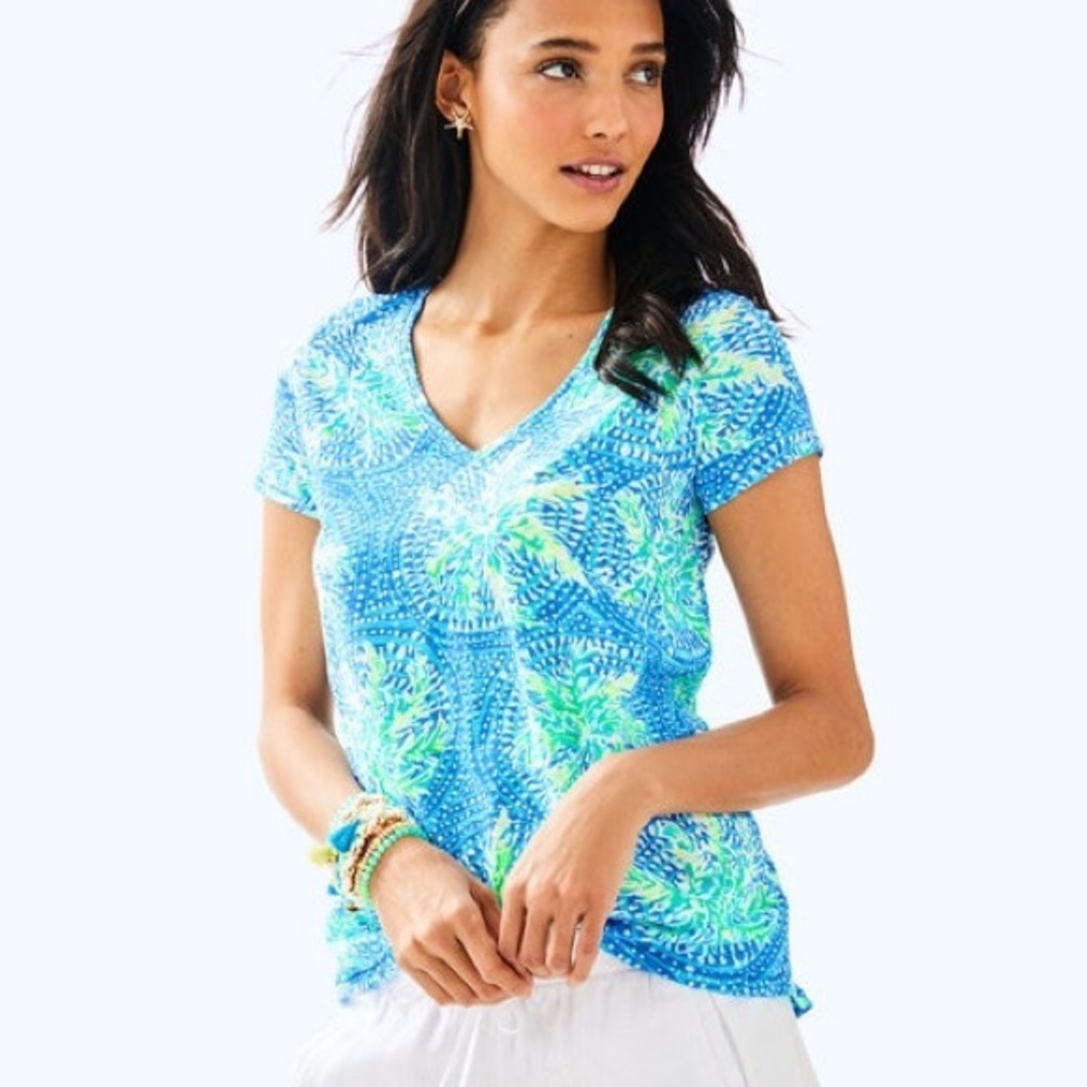 Lilly Pulitzer Etta V-Neck T-Shirt